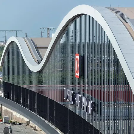Wohlfuehloase Mitten In Der Duisburger City, Tolles Design, Hochwertig, Vollausstattung, 2 Zimmer, Grosses Bad & Wc, Grosse Kueche, Smart Tv, 5 Min Zum Hbf Duisburg, Und 20 Min Zum Duesseldorfer Flughafen *